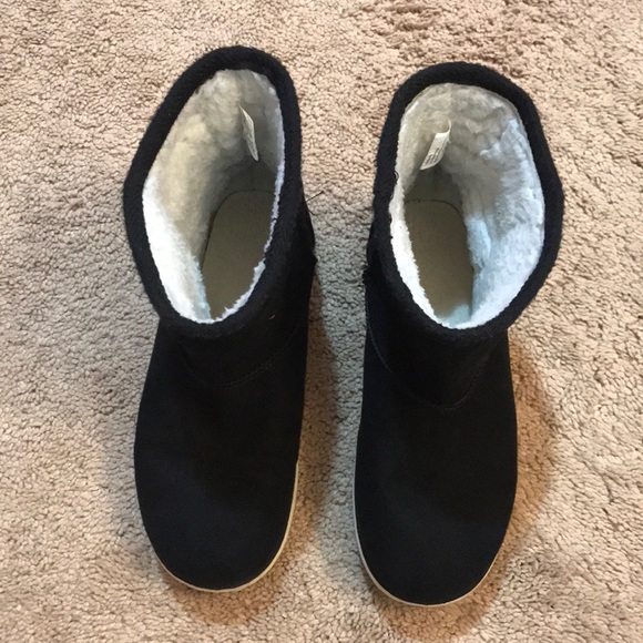 Boot - Picture 3 of 4